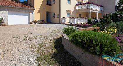 Modern Holiday Home in Kremenici With Terrace