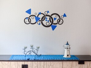 1 Schlafzimmer, individuell eingerichtet, Bettwäsche