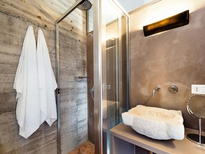 Villa | Badezimmer