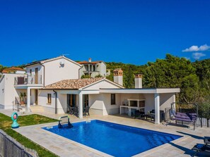 Villa | Pool
