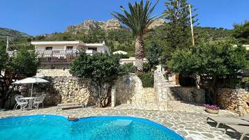 House | Pool | Outdoor pool