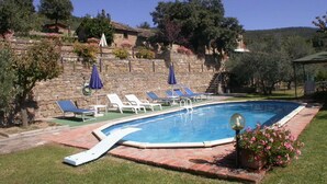 Exterior - Lovely Cottage in Cortona With Pool (Cortona)