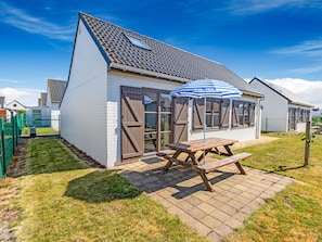 Balcony - Cozy Holiday Home in De Haan near Sea Beach (De Haan)