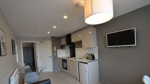 Apartment | Living room - Simplistic Apartment in Coventry near Skydome Arena (Coventry)