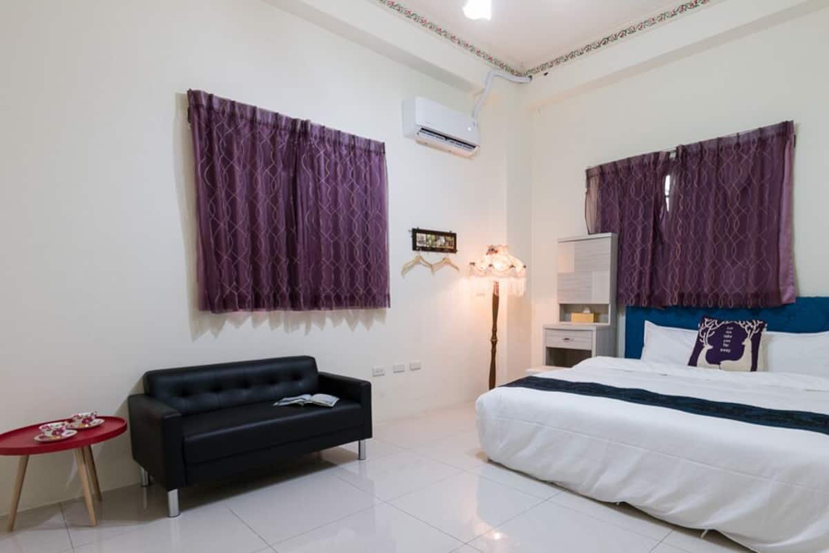 Individually decorated, individually furnished, free WiFi, bed sheets