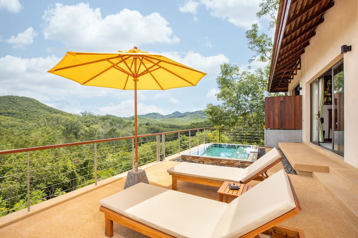 HIDEAWAY JACUZZI VILLA-PASAI | 산 전망