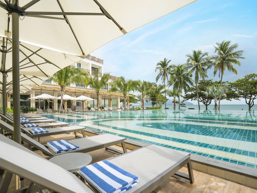 Outdoor pool, sun loungers