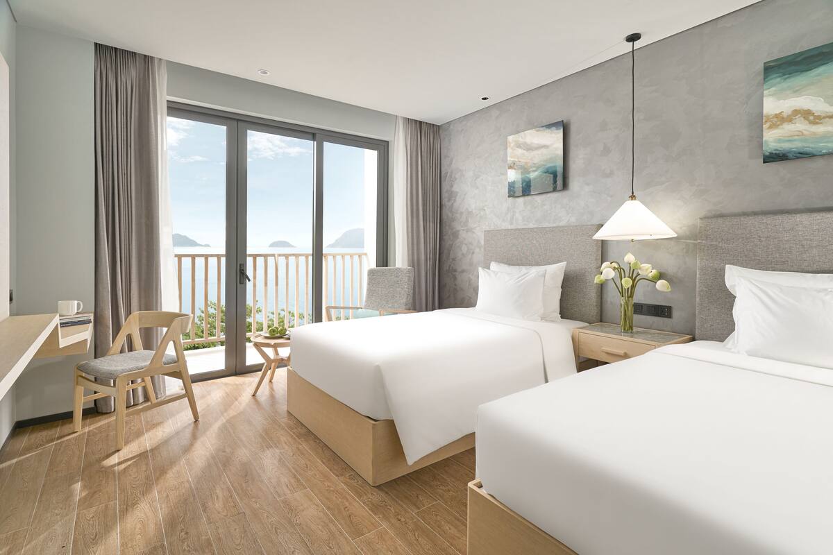 Premium bedding, memory foam beds, minibar, in-room safe