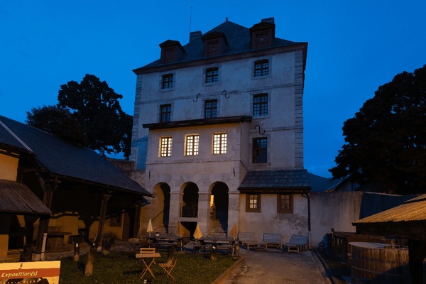 Extérieur