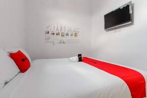 Free WiFi - RedDoorz Plus near Taman Rasuna Menteng (Jakarta)