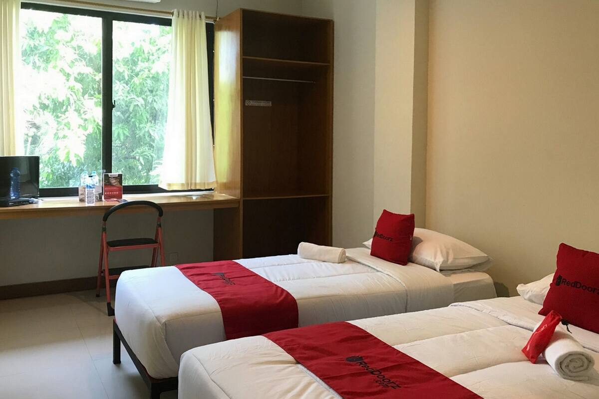 Twin Room (Reddoorz) | 1 bedroom, free WiFi