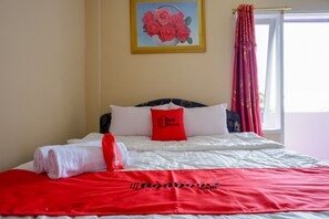 Chambre Double (Reddoorz) | Wi-Fi gratuit