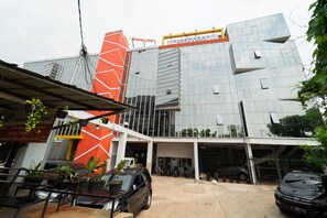 Front of property - KoolKost near Grand Kota Bintang (Bekasi)