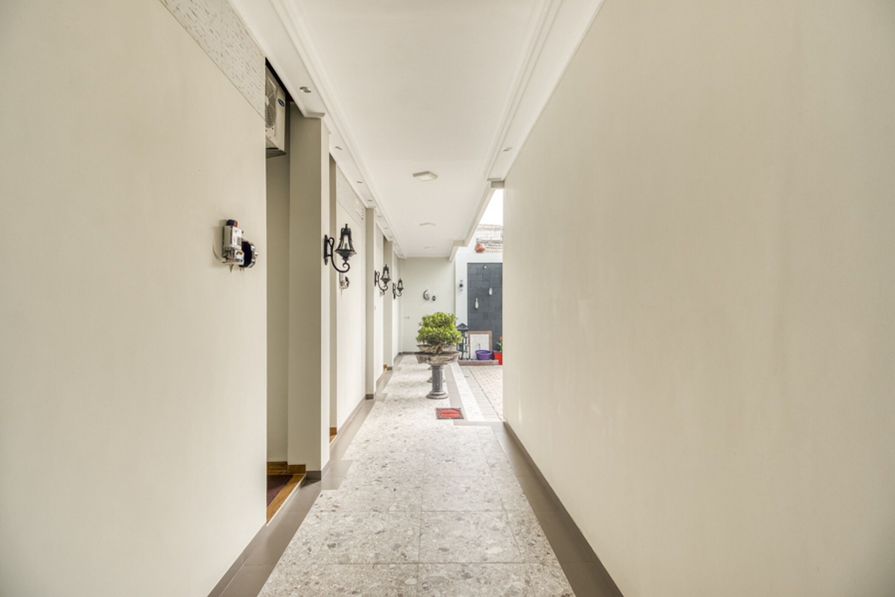 Foto - RedDoorz Plus near Gembira Loka Zoo 2