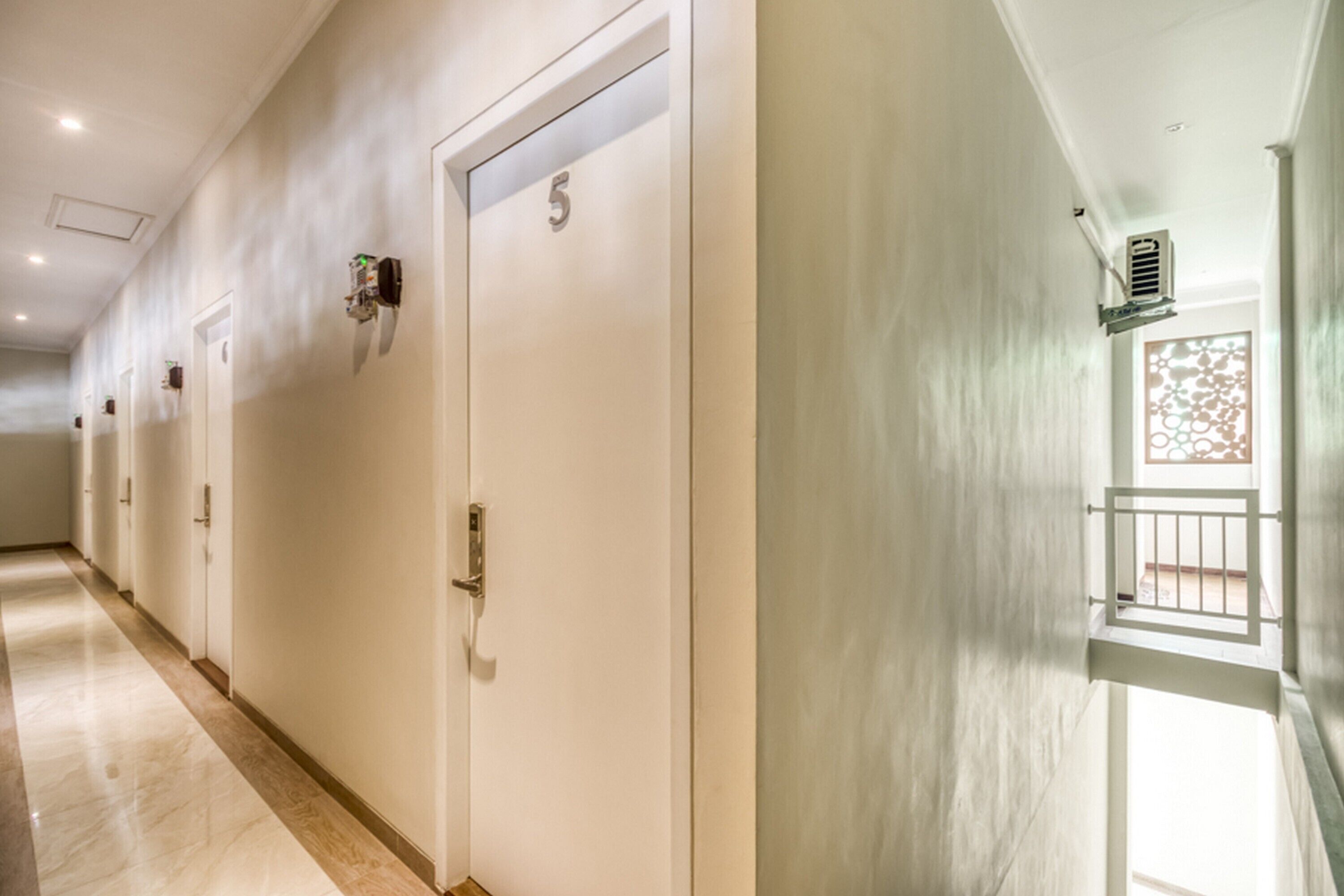 Foto - RedDoorz Plus near Gembira Loka Zoo 2