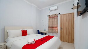 Kamar Double (Reddoorz)