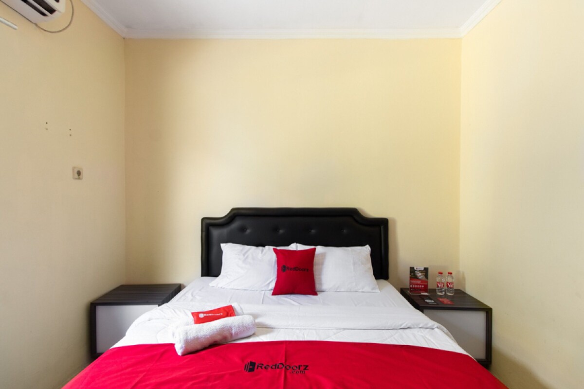 DOUBLE ROOM