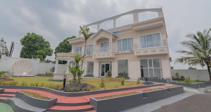 RedDoorz Syariah @ Villa Grand Mutiara Tasikmalaya