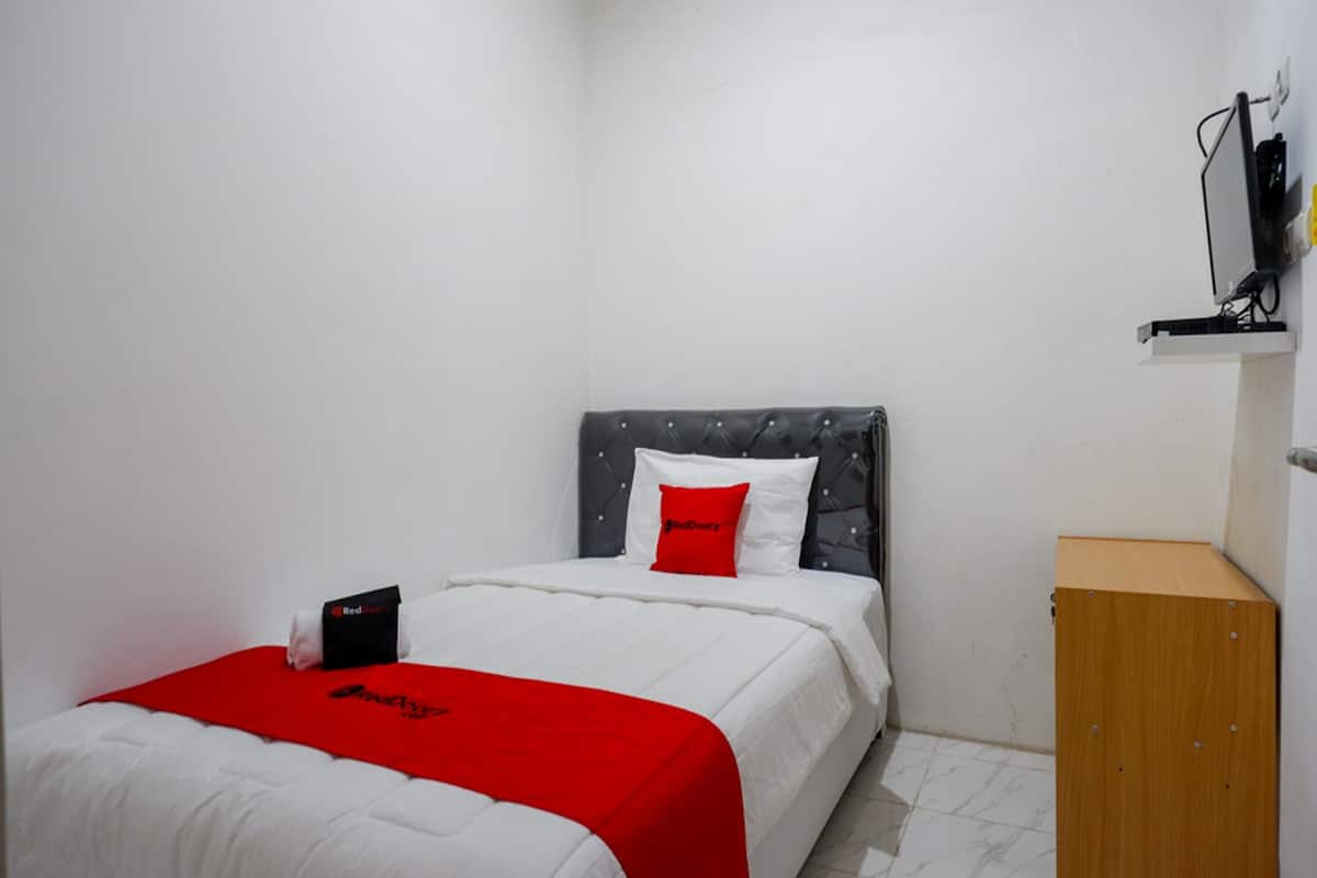 Shared Dormitory, Mixed Dorm (Reddoorz) | Free WiFi