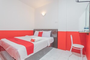 Habitació doble (Reddoorz)