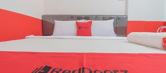 RedDoorz @ Pasar Melayu Sagulung Batam
