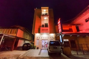 Front of property - evening/night