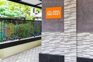 Exterior - KoolKost Syariah near Universitas Lambung Mangkurat (Banjarmasin)