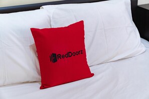 Kamar Double (Reddoorz)