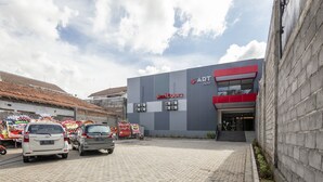 Gambar tidak terklasifikasi, 5 dari 23, tombol