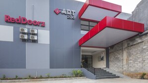 Gambar tidak terklasifikasi, 3 dari 23, tombol