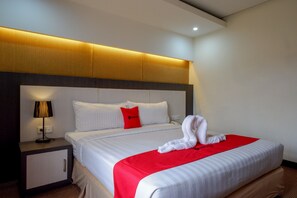 Kamar Deluks (Reddoorz)