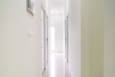 RedDoorz @ Garden Boulevard Citra Raya Tangerang