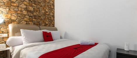 Double Room (Reddoorz)