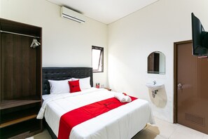 Room - RedDoorz @ Urip Sumoharjo Solo (Surakarta)