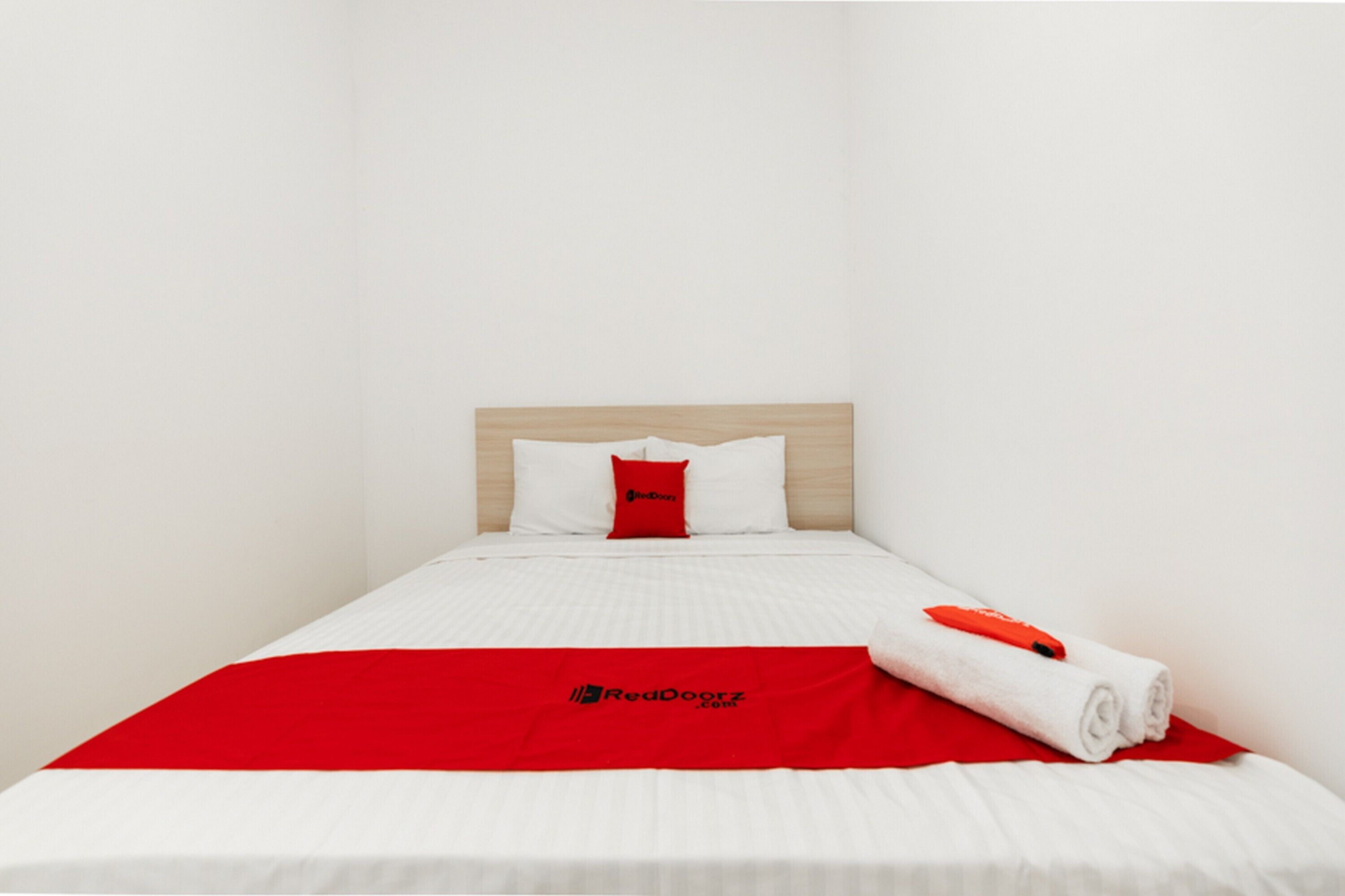 double room (reddoorz)