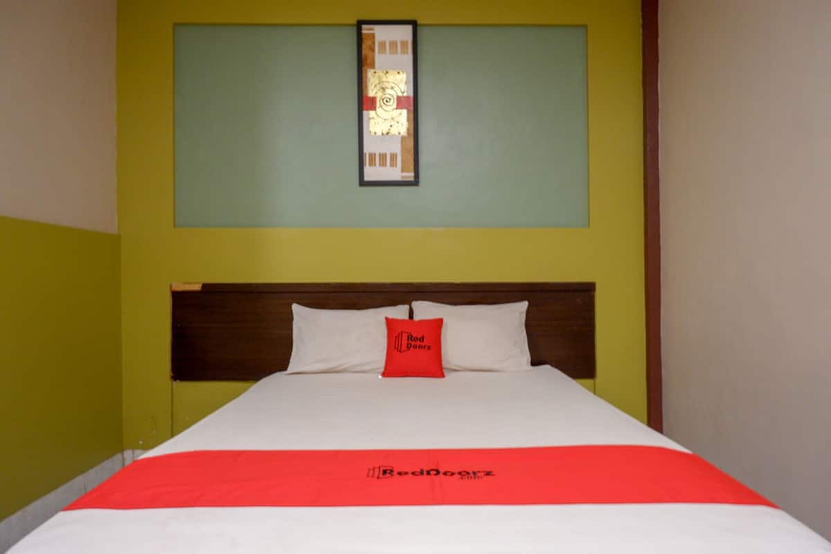 ห้องดับเบิล (Reddoorz) | ผ้าปูที่นอน