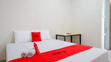 Kahden hengen huone (Reddoorz) | Vuodevaatteet