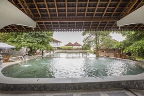 Pool - RedDoorz Plus @ Purwodadi (Lawang)