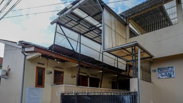Depan hartanah