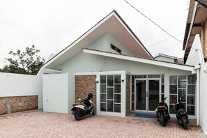 Bagian depan properti