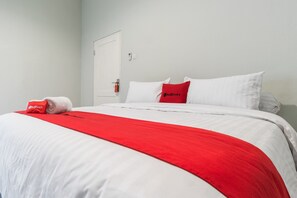 Doppelzimmer (Reddoorz) | Bettwäsche