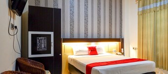 RedDoorz @ Hotel Bumi Palupy