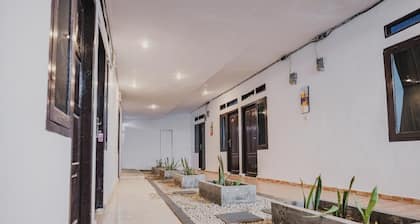RedDoorz near Jalan Soeprapto Bengkulu