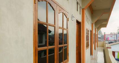 RedDoorz near Bukit Kubu Berastagi