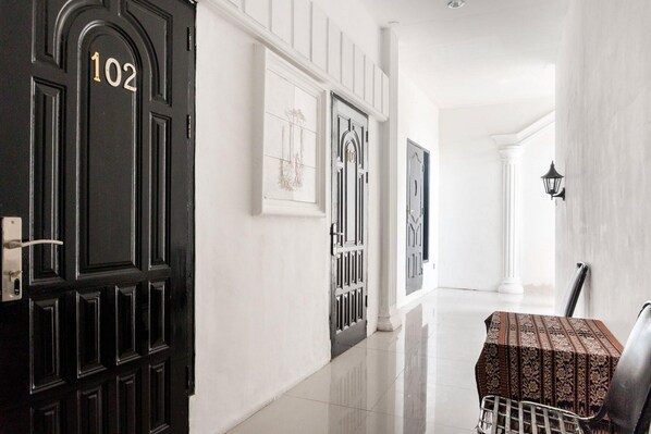 Interior - RedDoorz near Manhattan Times Square Medan 2 (Medan)
