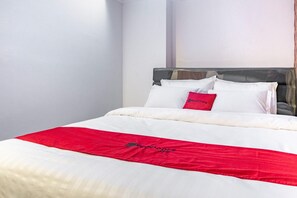 Doppelzimmer (Reddoorz) | Bettwäsche
