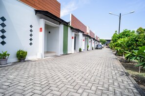 Mặt tiền nơi lưu trú