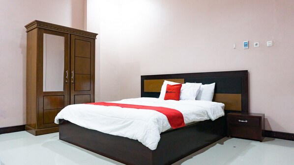 Familjerum (Reddoorz) | SÀngklÀder