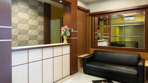 ロビー応接スペース