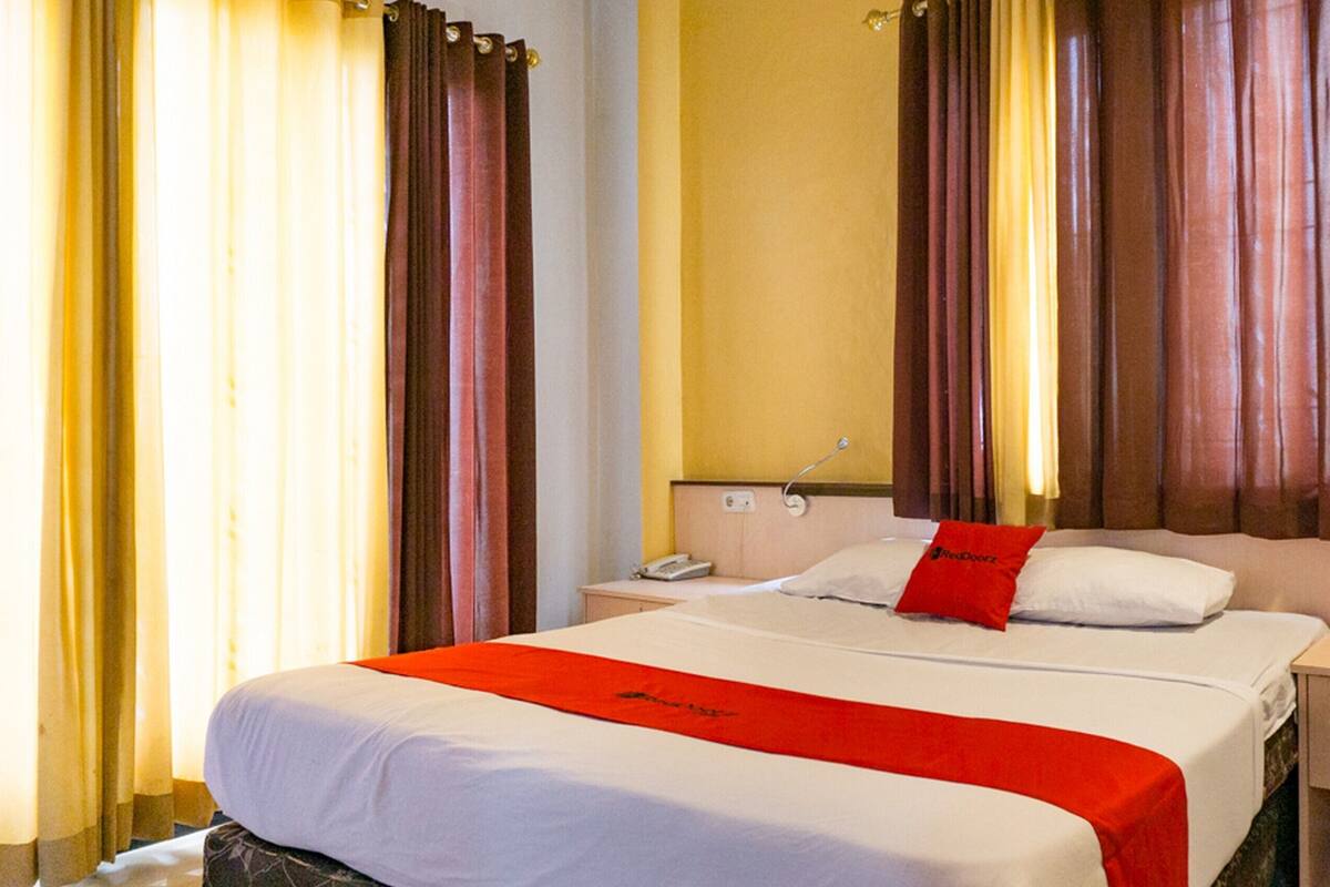 Double Room (Reddoorz) | 1 bedroom, bed sheets